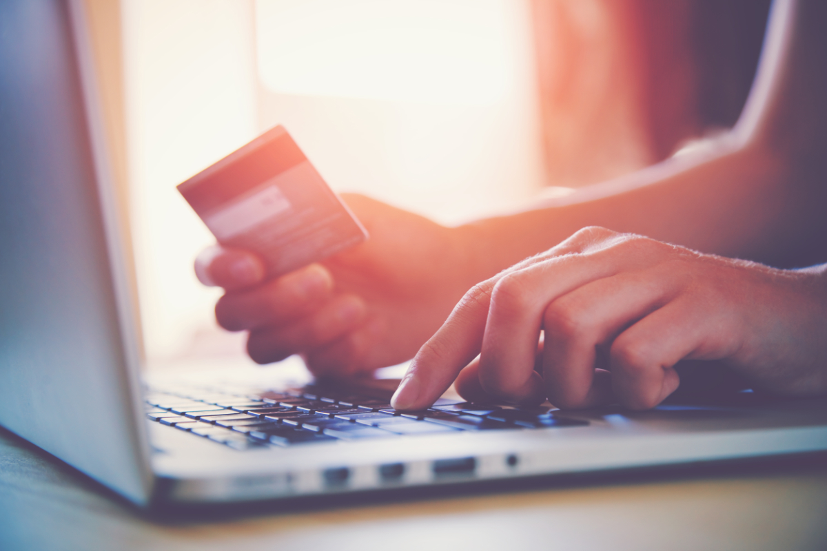 Making Payment Online 1200X800